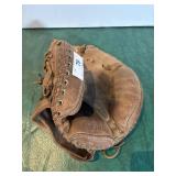 Old Style Wilson Catchers mitt