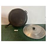 Wagner Ware Cast Iron pot with Lid