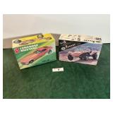 Rebel modelin box & mics toys