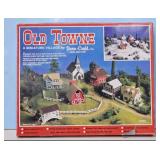 Dura-Craft Old Towne Miniature Village Kit - HO Sc