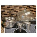Kitchenware Baking Lot - Mixing Bowls, Cake Stand,