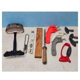 Archery Accessories Lot - Arrow Quiver, Arrow Flet