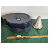 Enamel Roaster & sifter