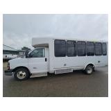 2015 CHEVY 4500 PASSENGER BUS