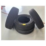 4 Michelin Semi Tires Used 275/80 22.5