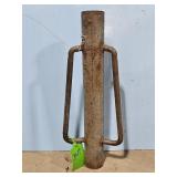 DOUBLE HANDLE FENCE POST DRIVER