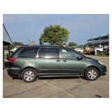 2004 TOYOTA MINIVAN VIN# 5TDZA22C44S186278