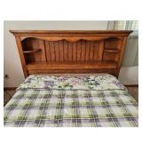 4 piece Oak Bedroom Set: Headboard, Dresser