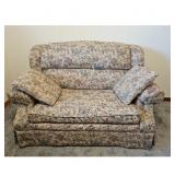 Floral Pattern Love Seat Sofa/Hide a bed