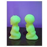 Two Fenton Kneeling Figures