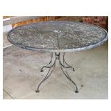 Round Metal Mesh Outdoor Patio Dining Table