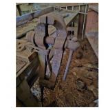 Vintage Cast Iron Bench Vise