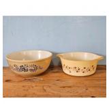 Pyrex Mixing Bowls Set - Beige Speckled & Yellow