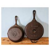Lodge Cast Iron Skillet and Cornbread Pan Set
