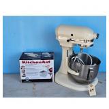 KitchenAid K5SS Heavy Duty Stand Mixer with Fruit