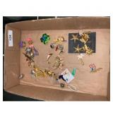 Assorted Brooches Pins Set Gold-Tone Enamel