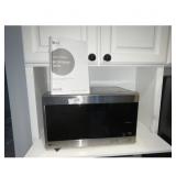 LG Stainless Steel Microwave Oven