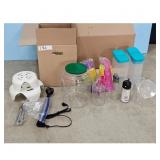 Kitchen Gadget Lot: Immersion Blender, Food Storag