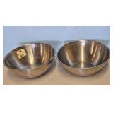 Lot of 2 Stainless Steel Mixing Bowls