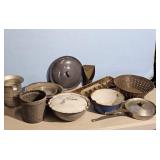 Vintage Kitchenware Lot: Enamelware, Aluminum Pots