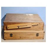 Vintage Wooden Art Box Easel and Palette Set