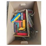 Lionel HO Scale Train Lot - Engines & Cars/Track/b