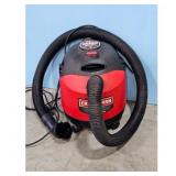Craftsman 2.5 Peak HP 6 Gallon Wet Dry Shop Vac