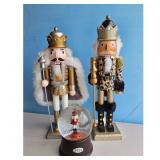 Vintage King Nutcracker Set with Snow Globe