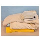 Cozy Blankets Set Cream Yellow Blue