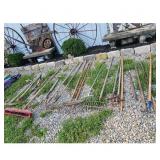 Garden Tool Set-Metal Rake/Hoe/Pitchfork /broom