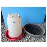 Poultry Plastic Waterer & livestock Feed Bowl