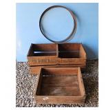 California Fruit Growers Wooden Crate & 2 Barrel R