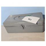 Zebco Deliar 228 Fishing Scale & Metal Tackle Box