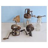 DAZEY NUMBER 20 BUTTER CHURN W/GLASS JAR