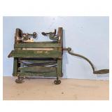 Antique Green Hand Crank Clothes Wringer / Washer
