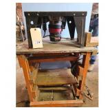 Craftsman Router Table with Router