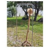 Metal Garment Rack/Wood Hall Tree/Straw Hat