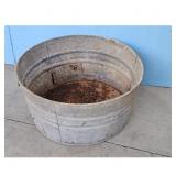 Vintage Galvanized Metal Wash Tub Bucket Planter