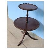 Antique2-Tiered Pedestal Side Table