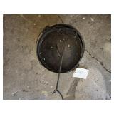 C-I CAMPFIRE POT WITH LID-MISSING ONE LEG