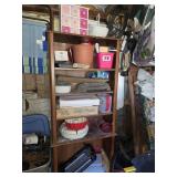 WOODEN SHELF & CONTENTS BUNDT PAN, VEGIE. PAN