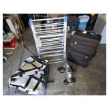 LUGGAGE-DRYING RACK