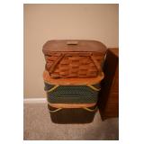 Picnic baskets 