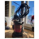 Utilitech 1/2 HP Sump Pump