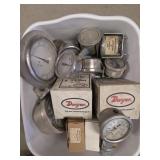 Pressure Gauges