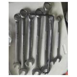 Wrenches.15/16, 1", 5/16