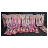 Valentine Pez Hearts 32 Peices some on cards and