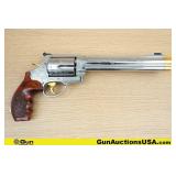 S&W 500 MAGNUM COLLECTOR'S Revolver. Very