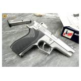 S&W 5906 9MM PARA Pistol