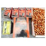 Assorted Hornady and Speer reloading projectiles A
